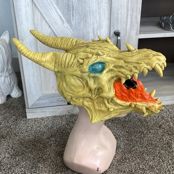 Vintage Original 1990s Demon Dragon From Underworld Fire Breathe - Picture 5 of 7